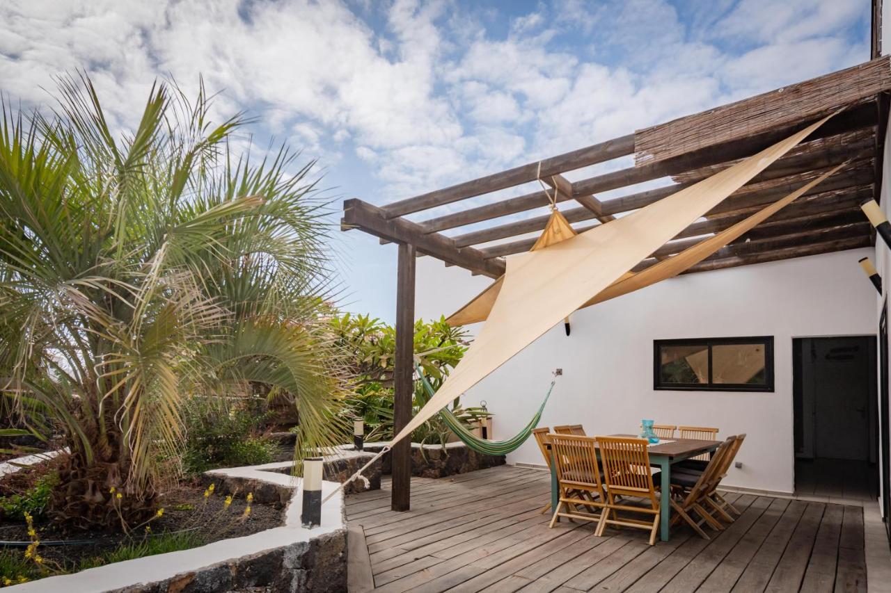 Creative Harbour Fuerteventura Hostel Lajares Exterior foto